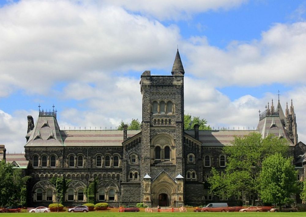 Near University of Toronto Real Estate - Toronto Rental Experts, Team of Licensed REALTORS®